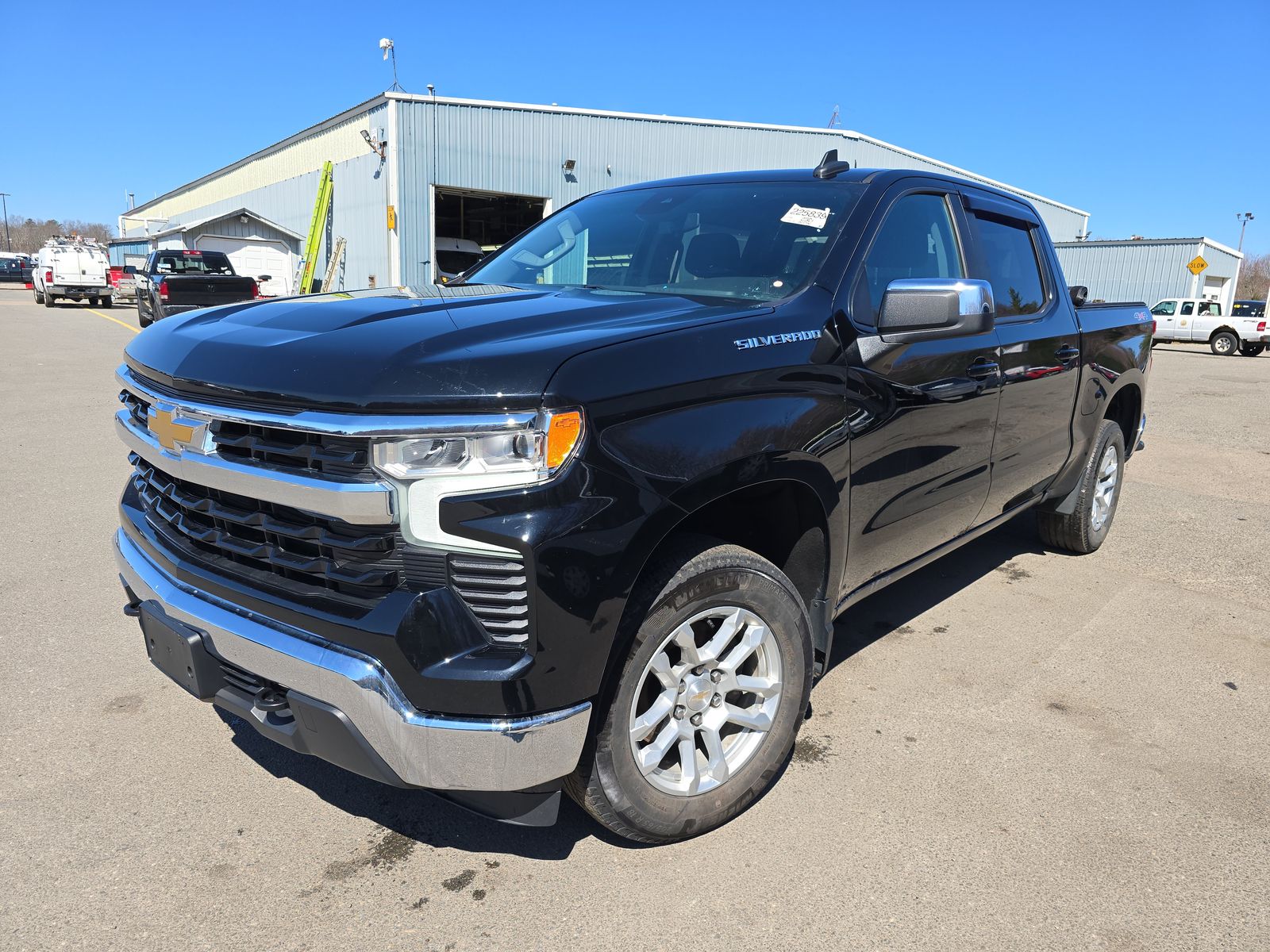2023 Chevrolet Silverado 1500 LT AWD