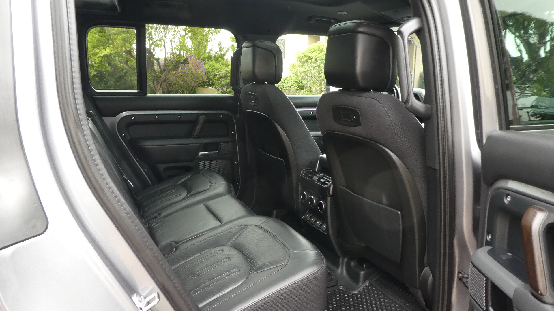 2020 Land Rover Defender 110 X AWD