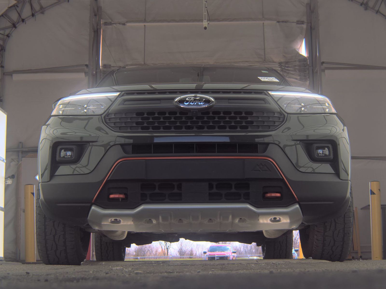 FORD EXPLORER - 4
