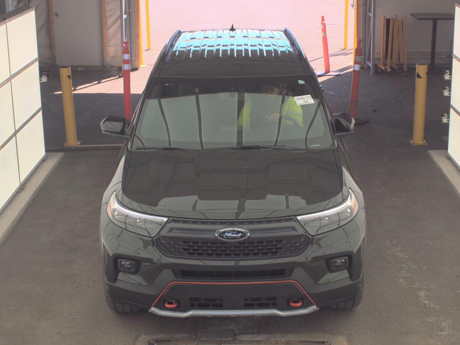 FORD EXPLORER - 3