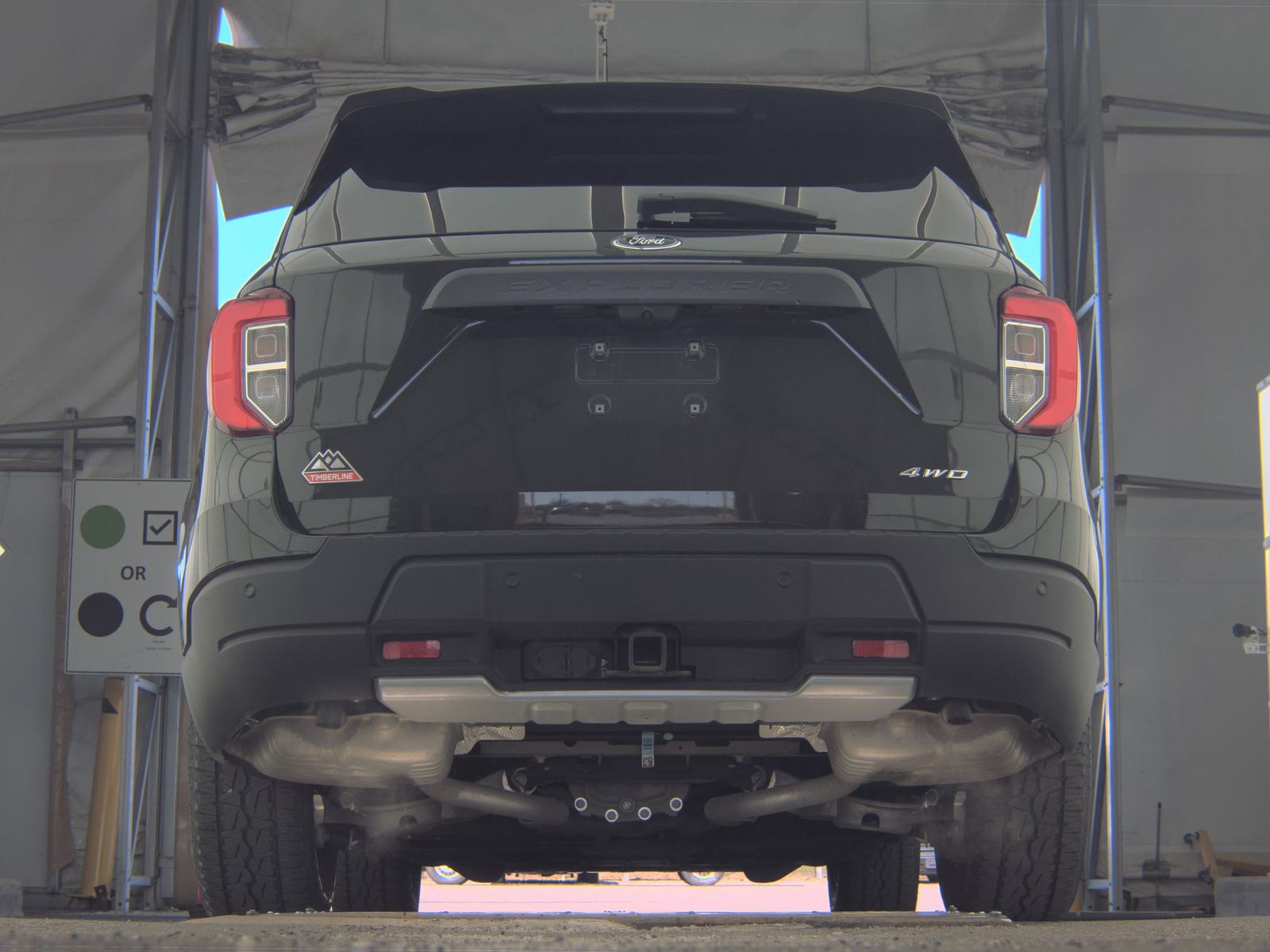 FORD EXPLORER - 8