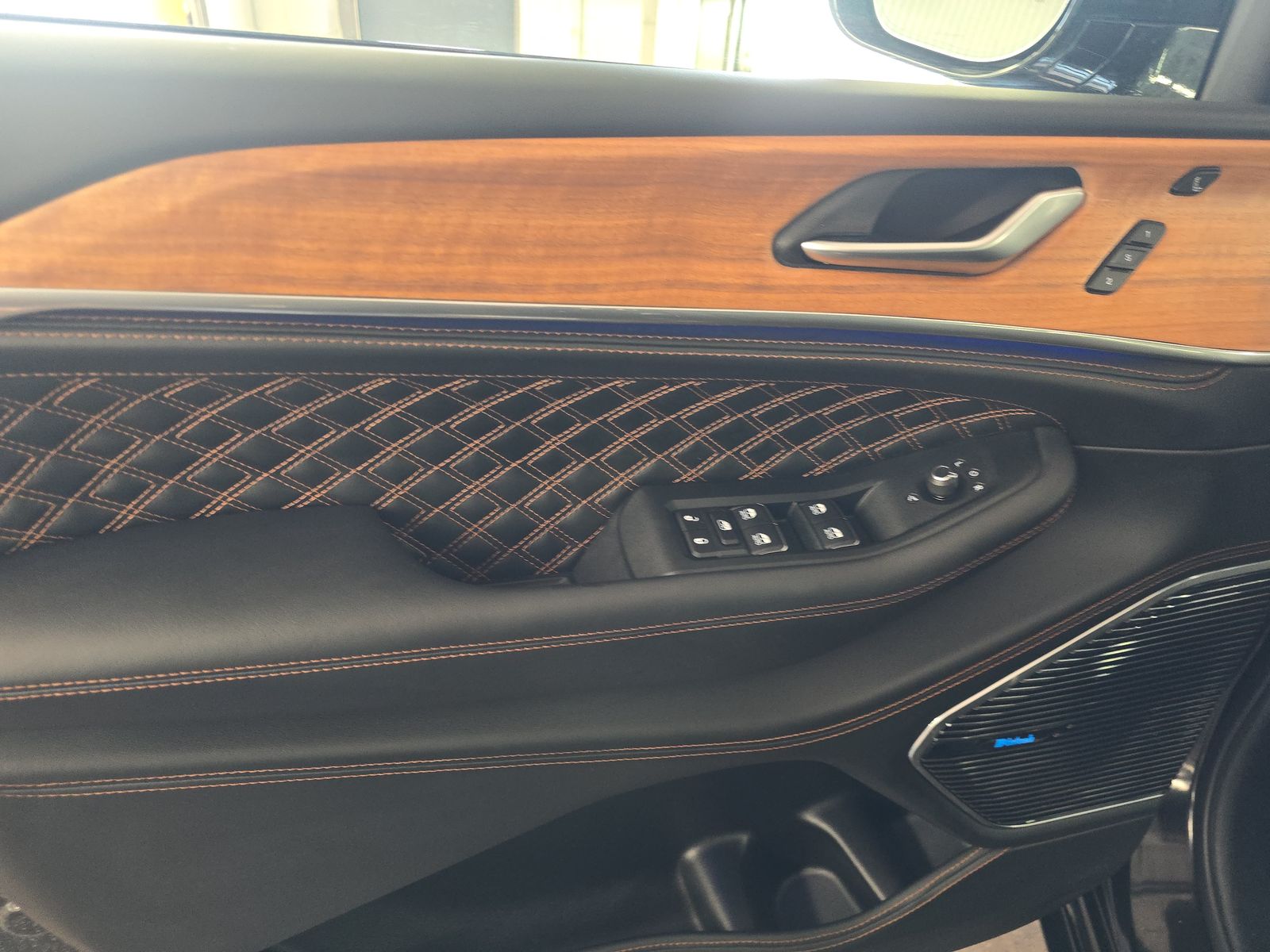 JEEP SUMMIT RES - 10