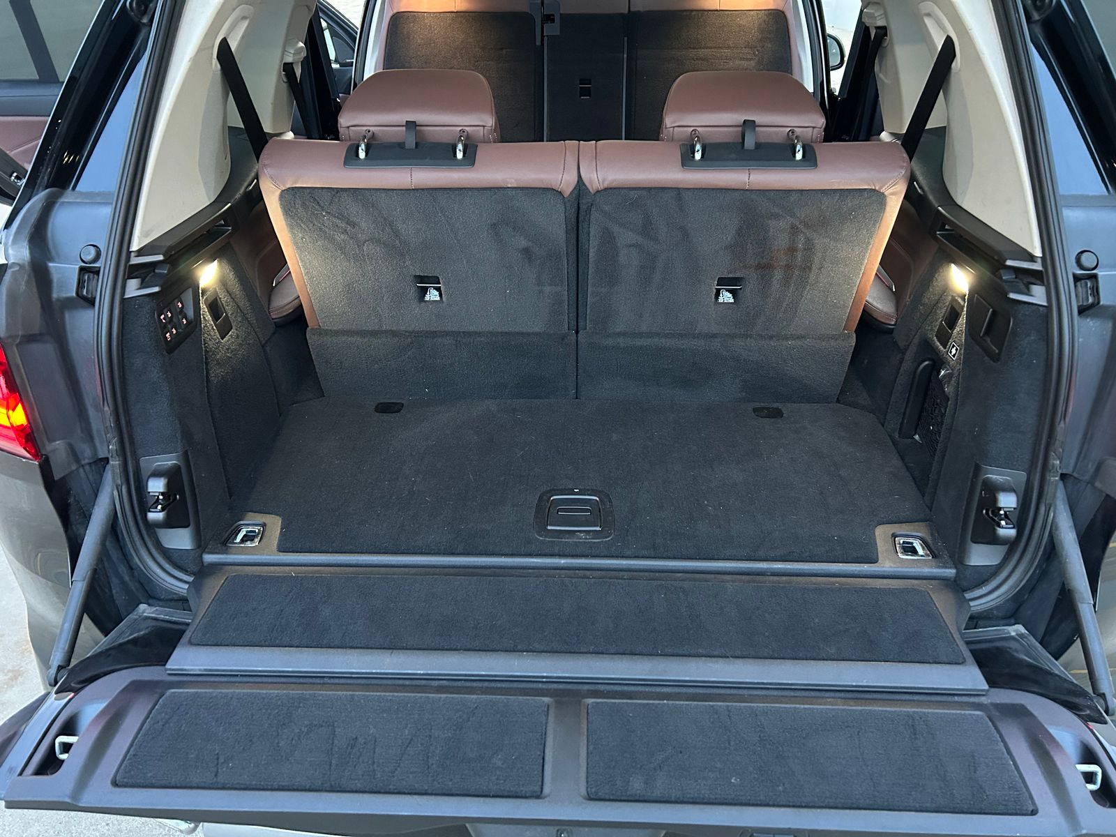 2020 BMW X7 xDrive40i AWD