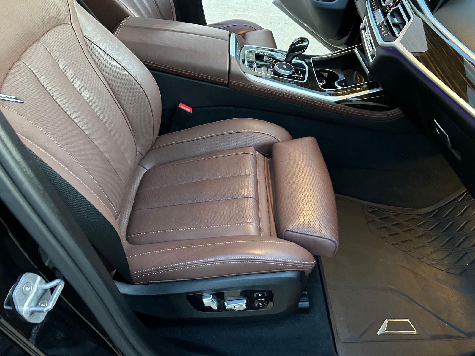 2020 BMW X7 xDrive40i AWD