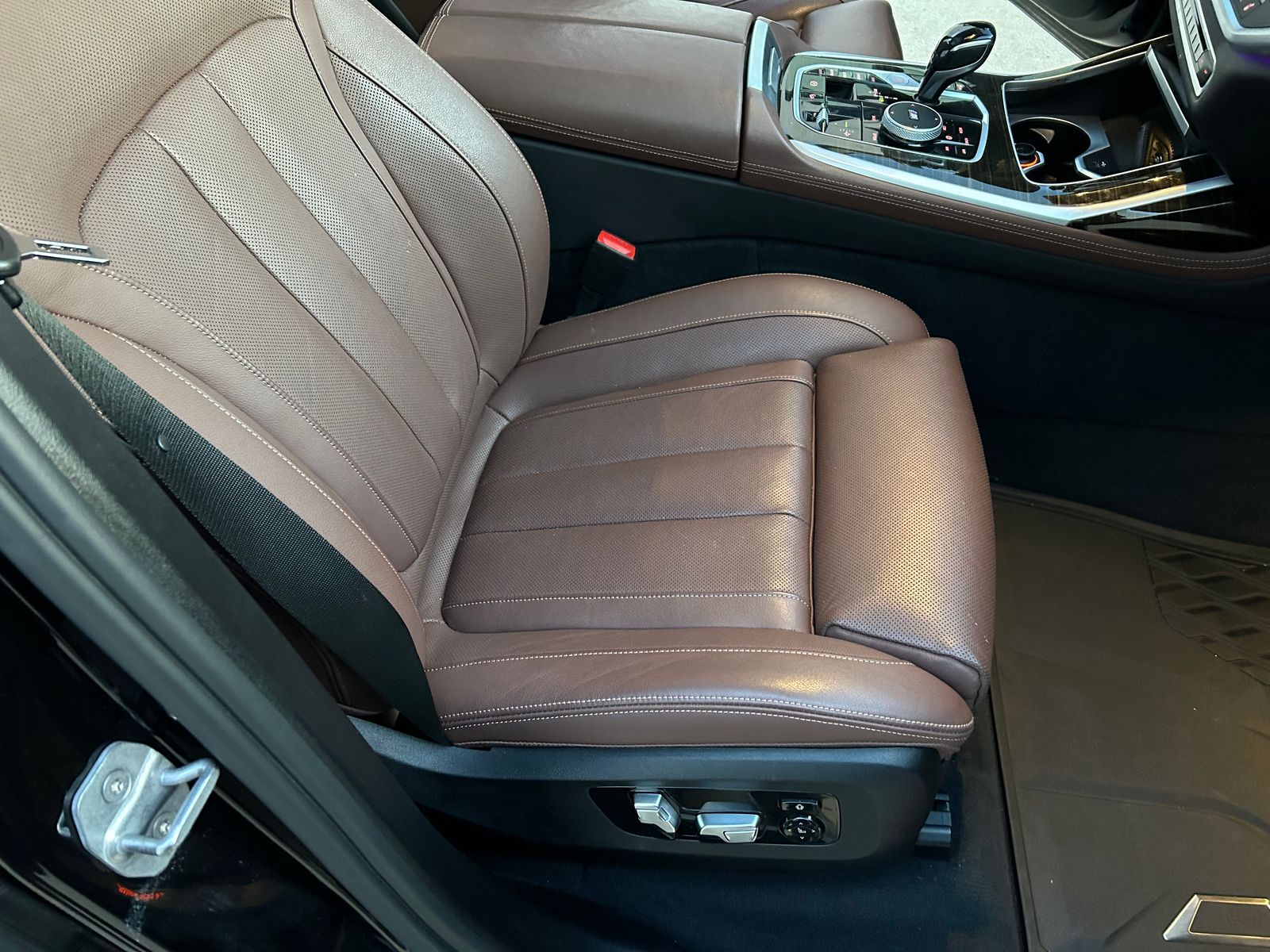 2020 BMW X7 xDrive40i AWD