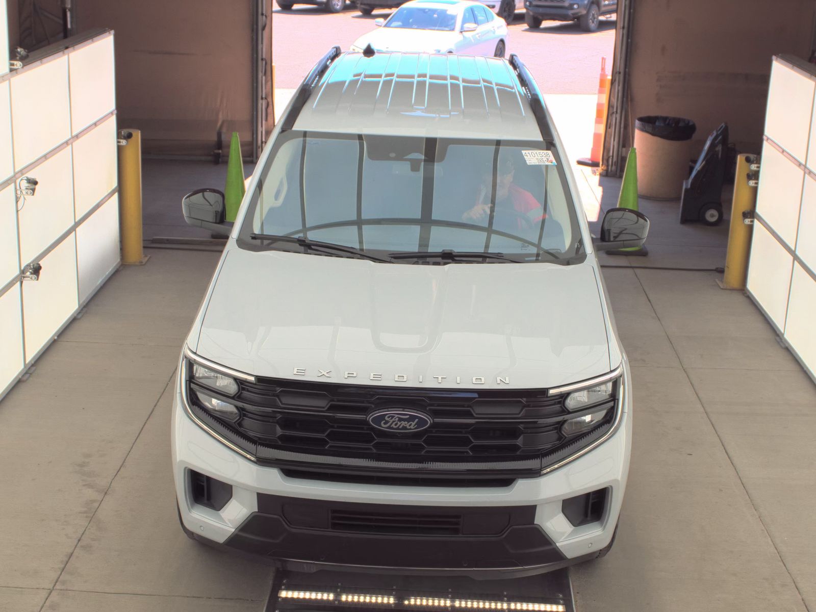 FORD EXPEDITION - 3