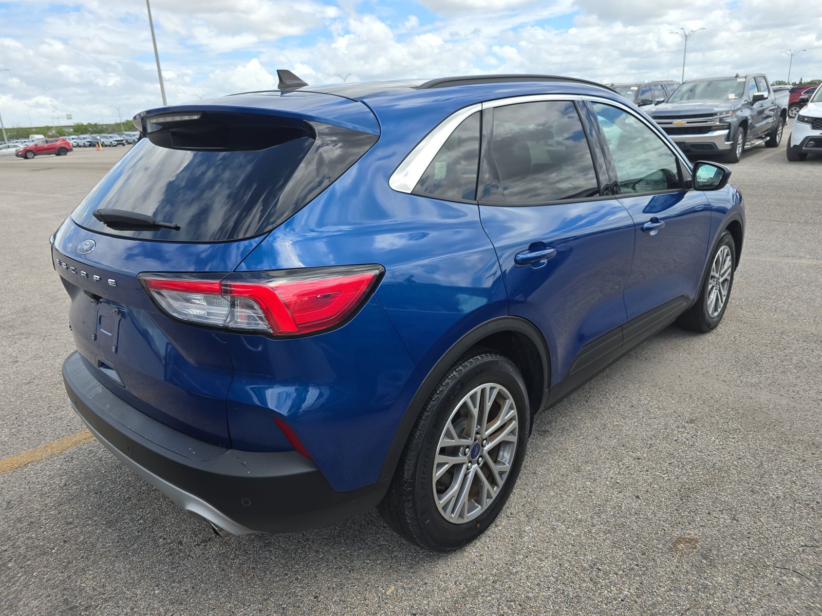 2022 Ford Escape SEL FWD