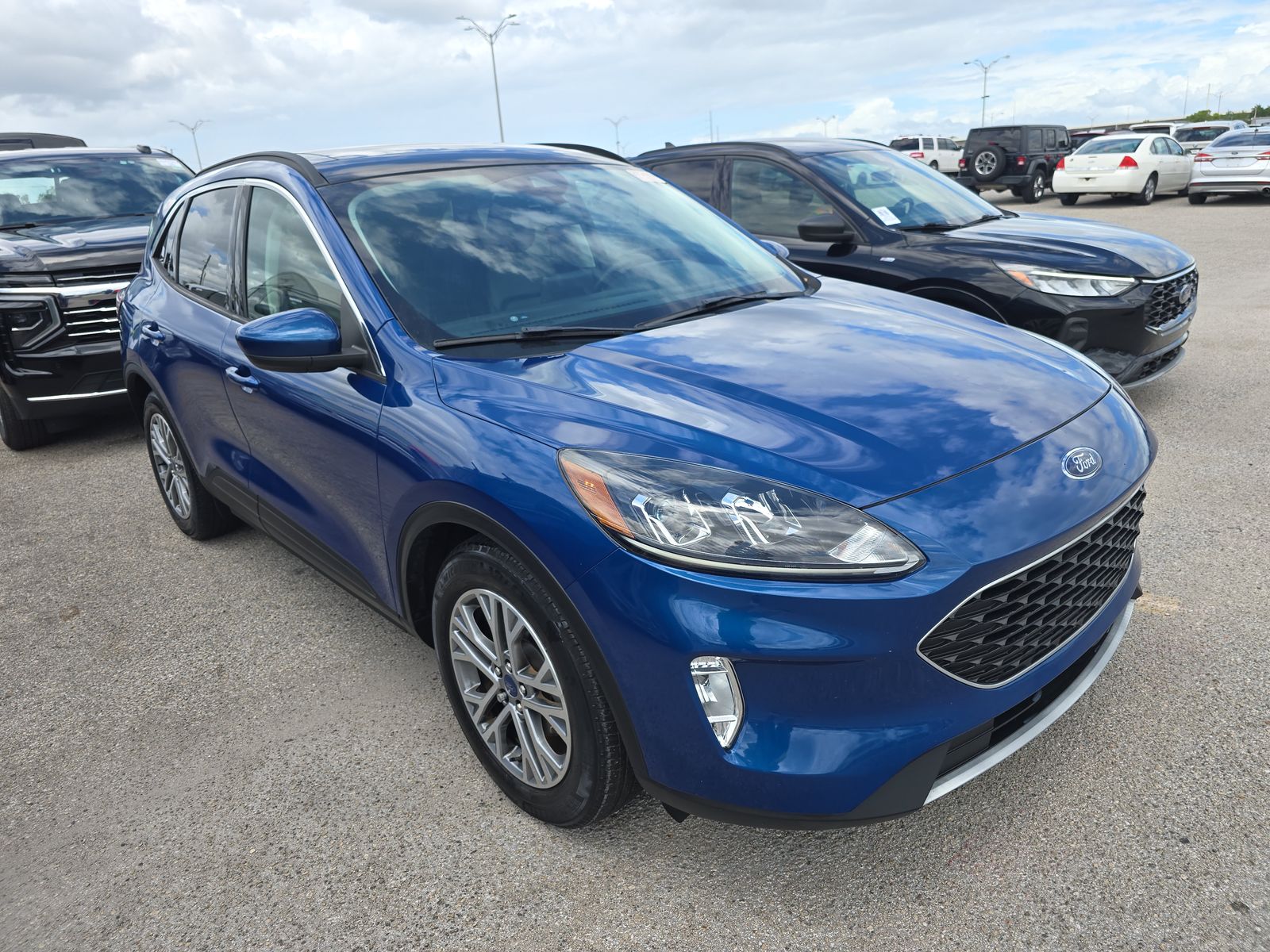 2022 Ford Escape SEL FWD