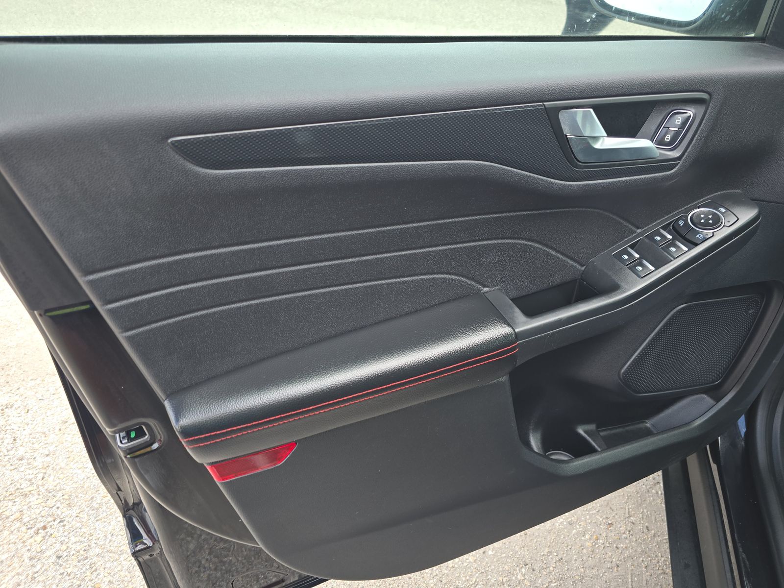 2023 Ford Escape ST-Line FWD