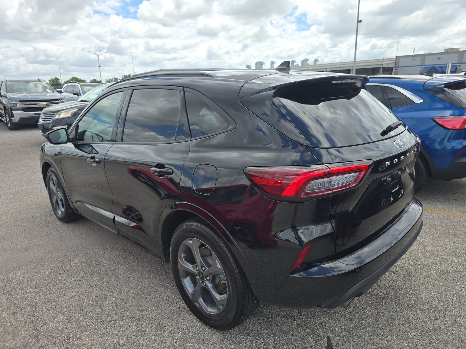 2023 Ford Escape ST-Line FWD