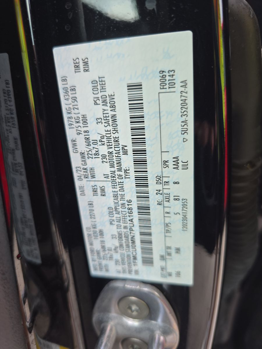 2023 Ford Escape ST-Line FWD