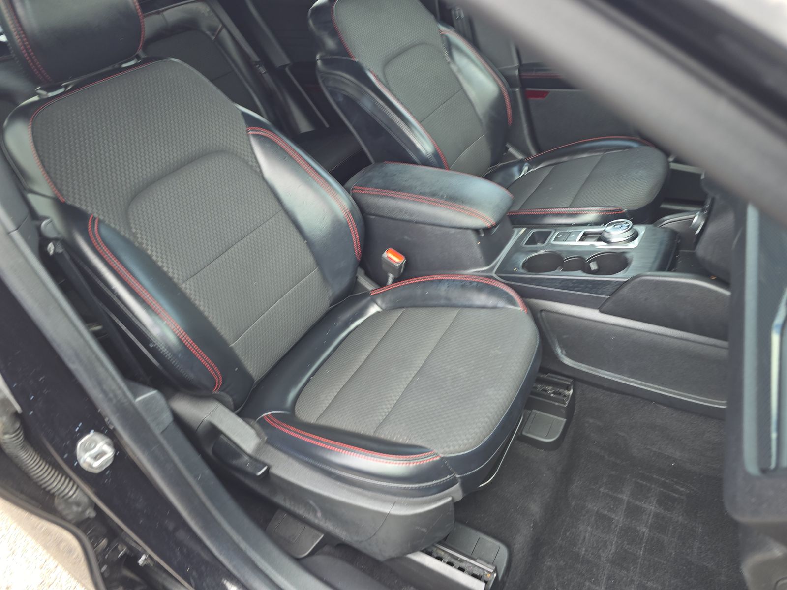 2023 Ford Escape ST-Line FWD