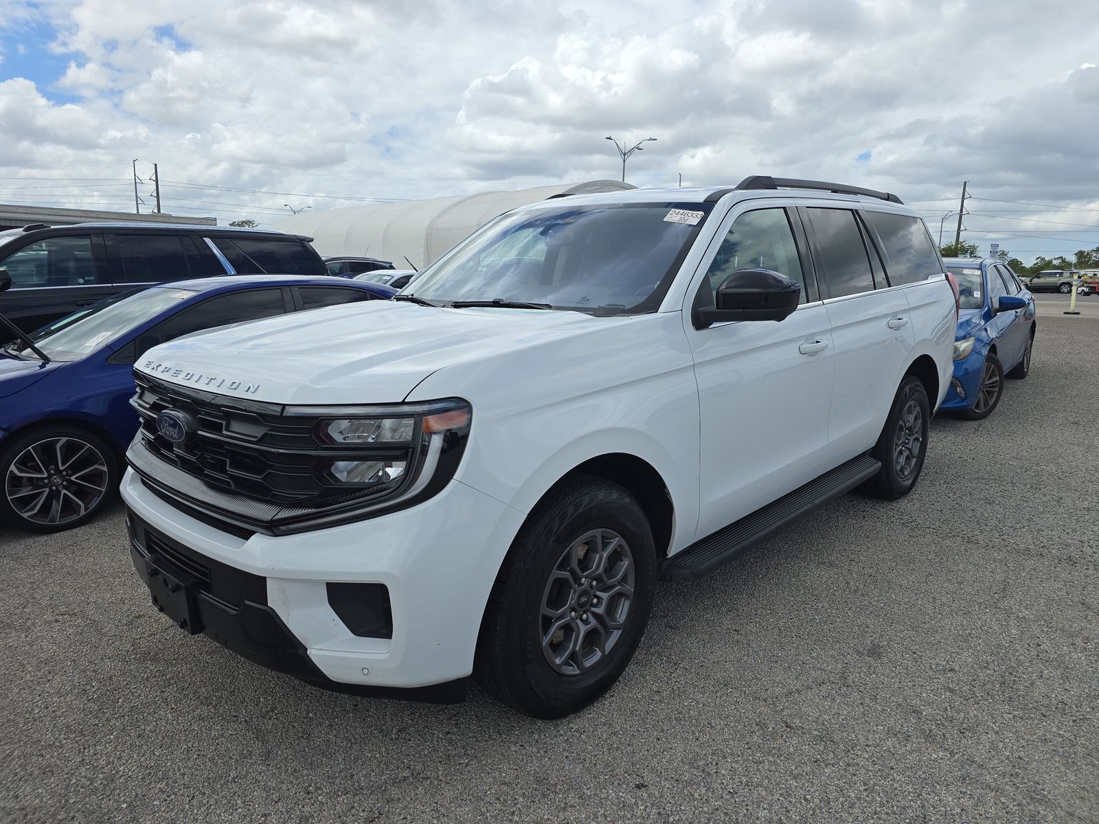 FORD EXPEDITION - 1