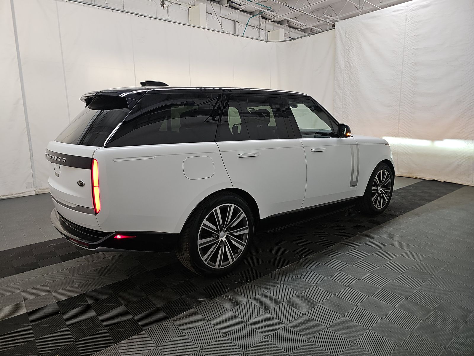 2023 Land Rover Range Rover Autobiography AWD