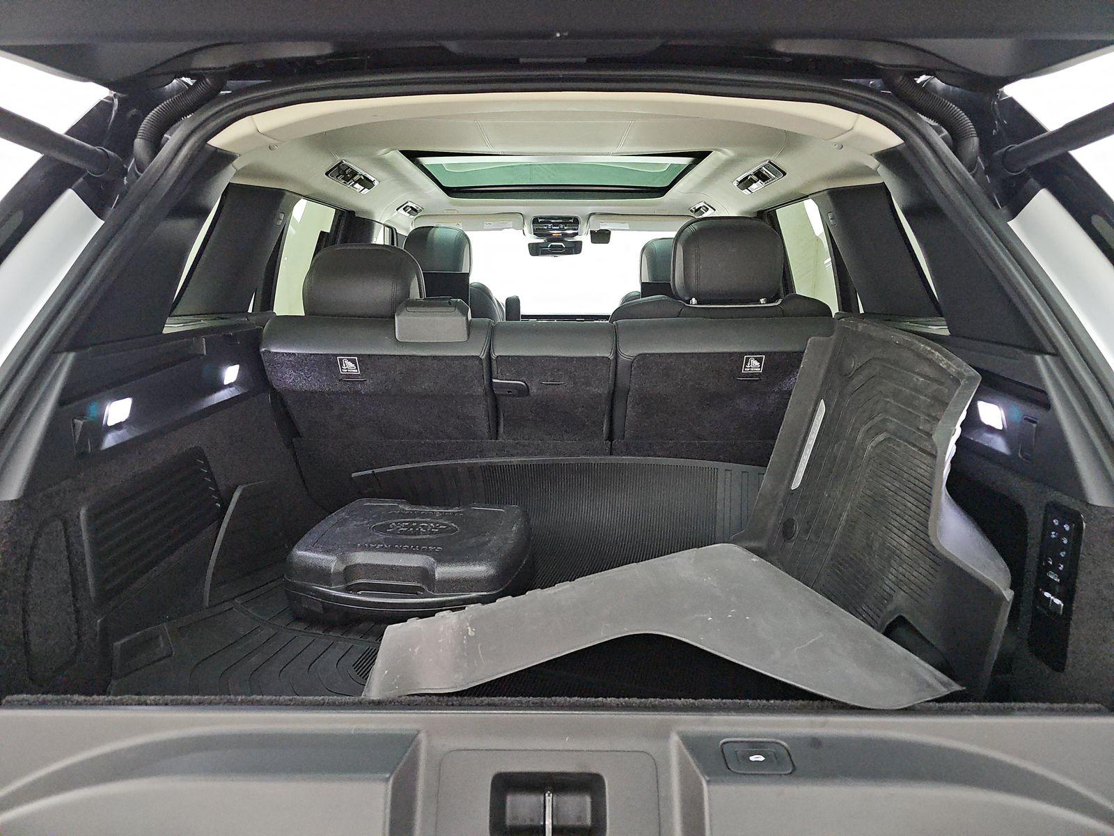 2023 Land Rover Range Rover Autobiography AWD