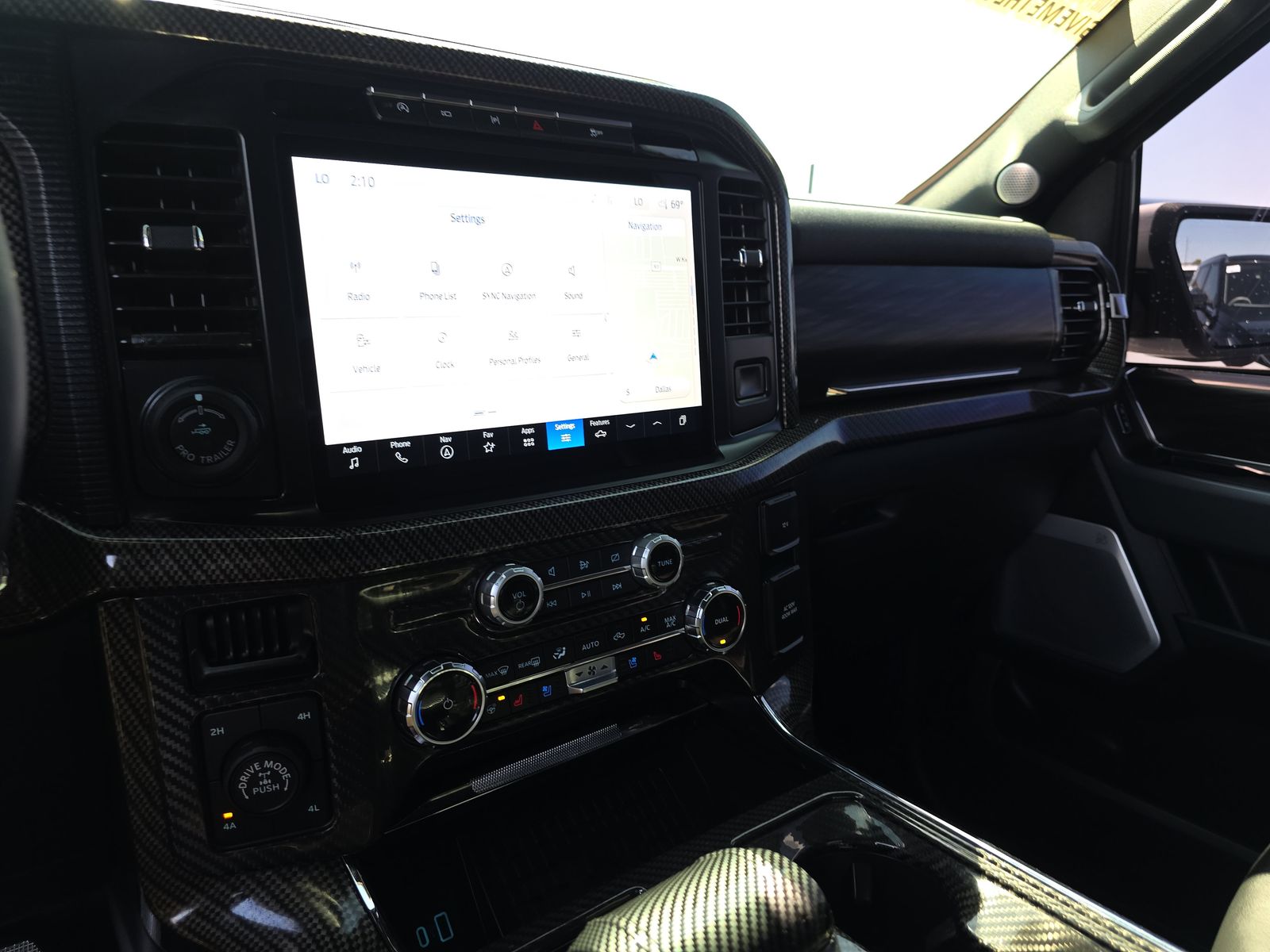 2024 Ford F-150 Lariat AWD