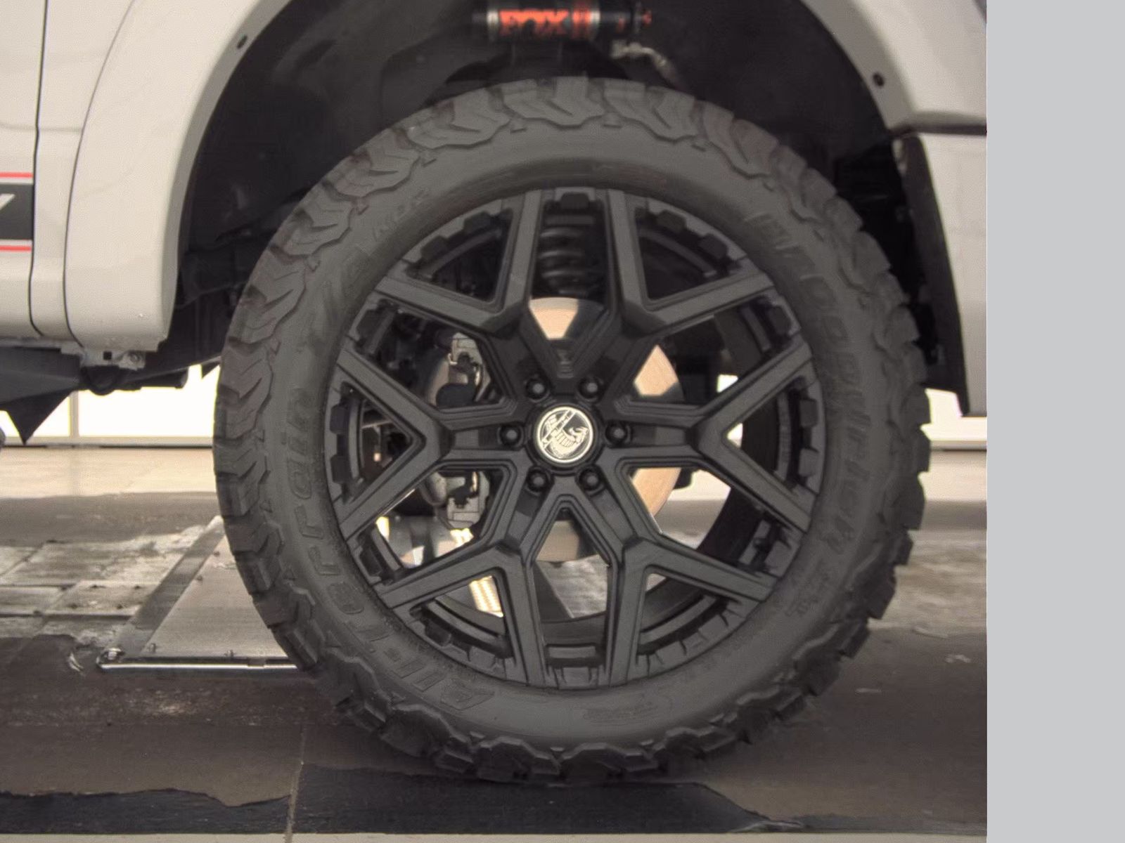 2024 Ford F-150 Lariat AWD