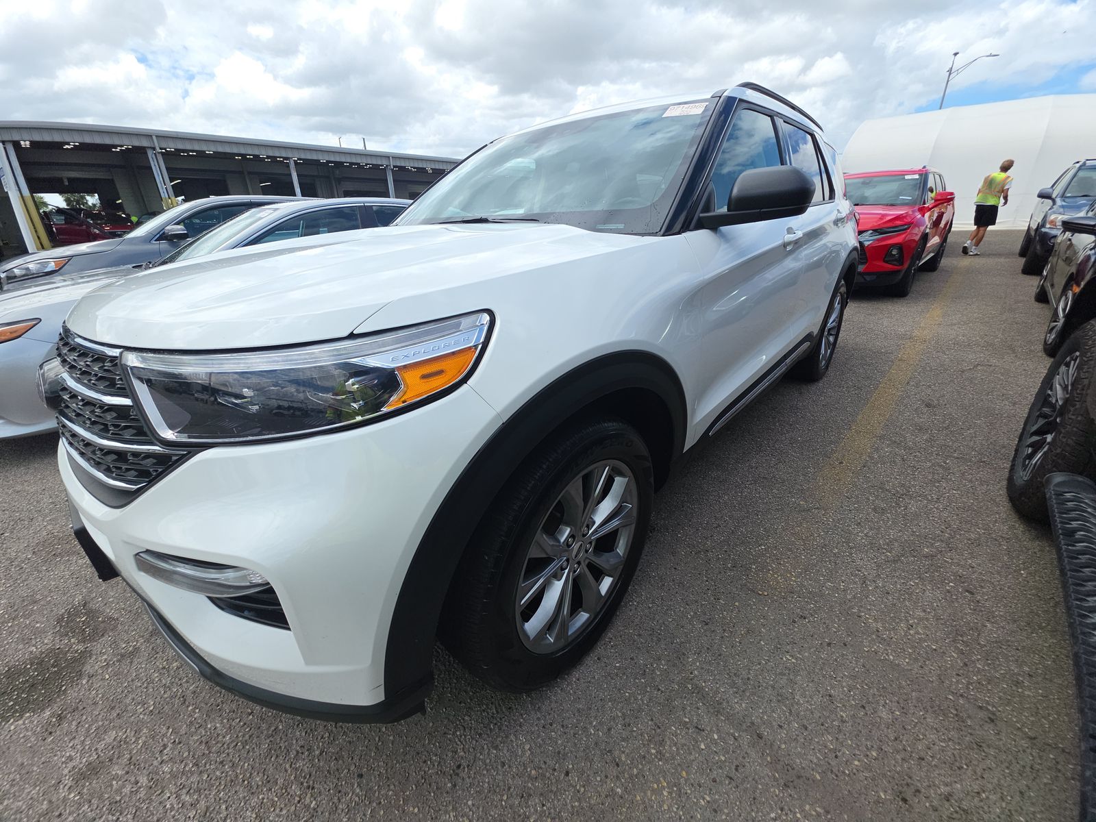 2023 Ford Explorer XLT FWD