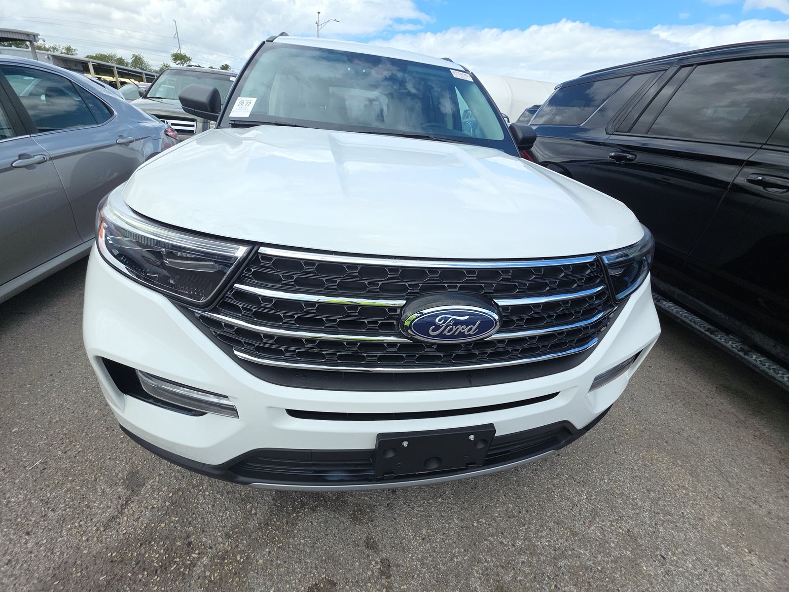 2023 Ford Explorer XLT FWD