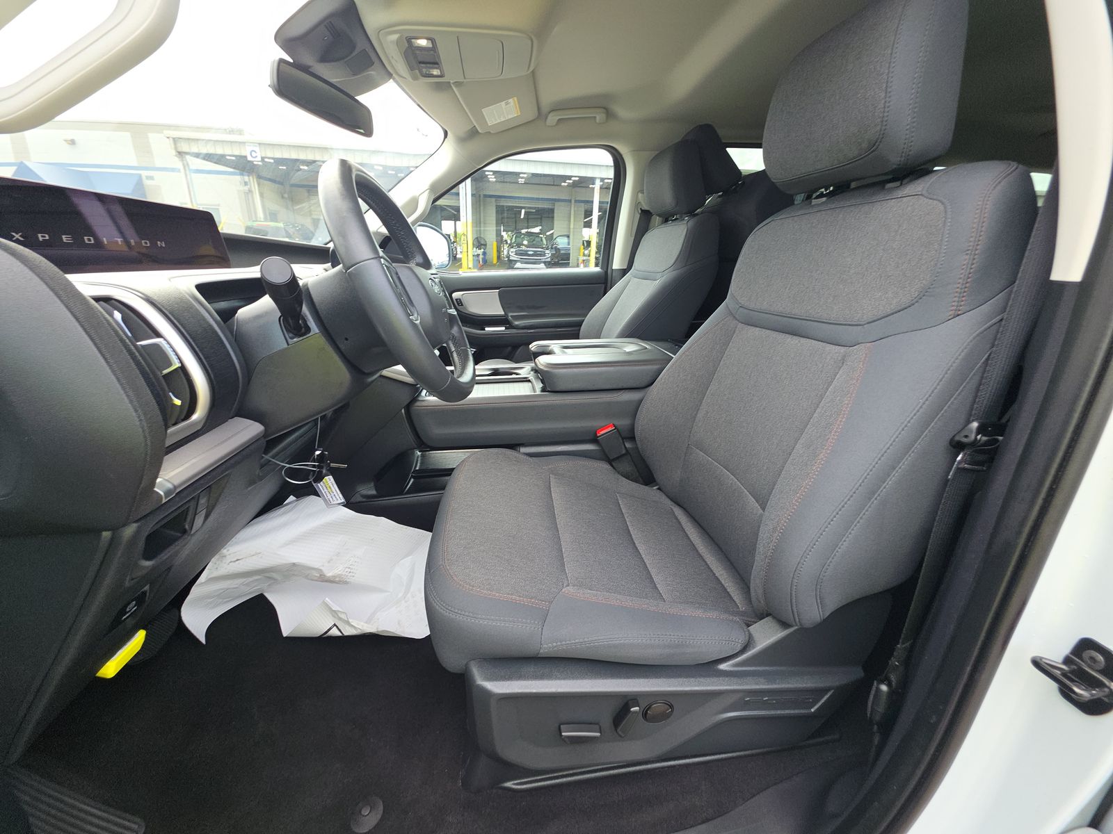 FORD EXPEDITION - 8