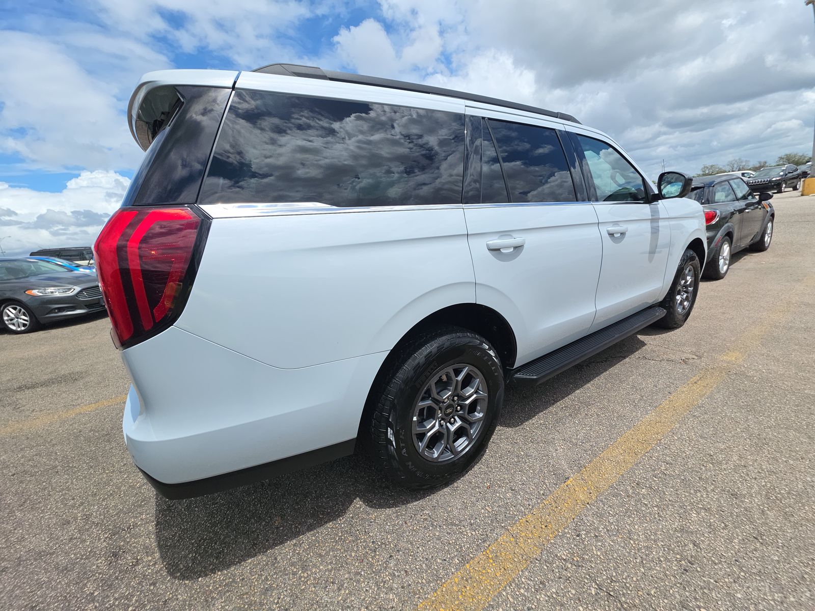 FORD EXPEDITION - 5