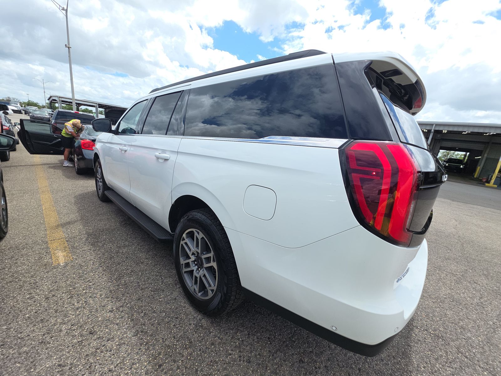 FORD EXPEDITION MAX - 7