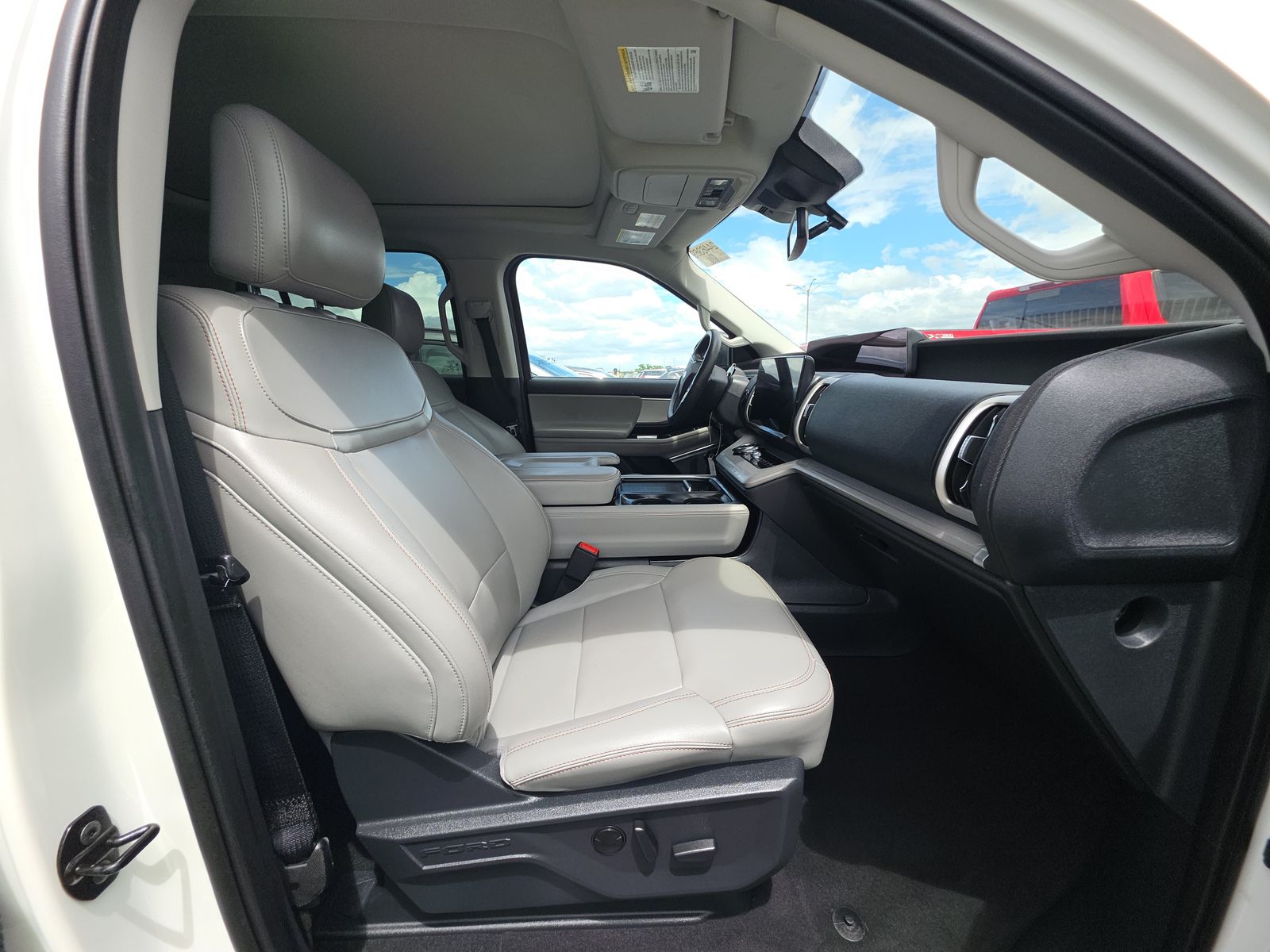 FORD EXPEDITION MAX - 9
