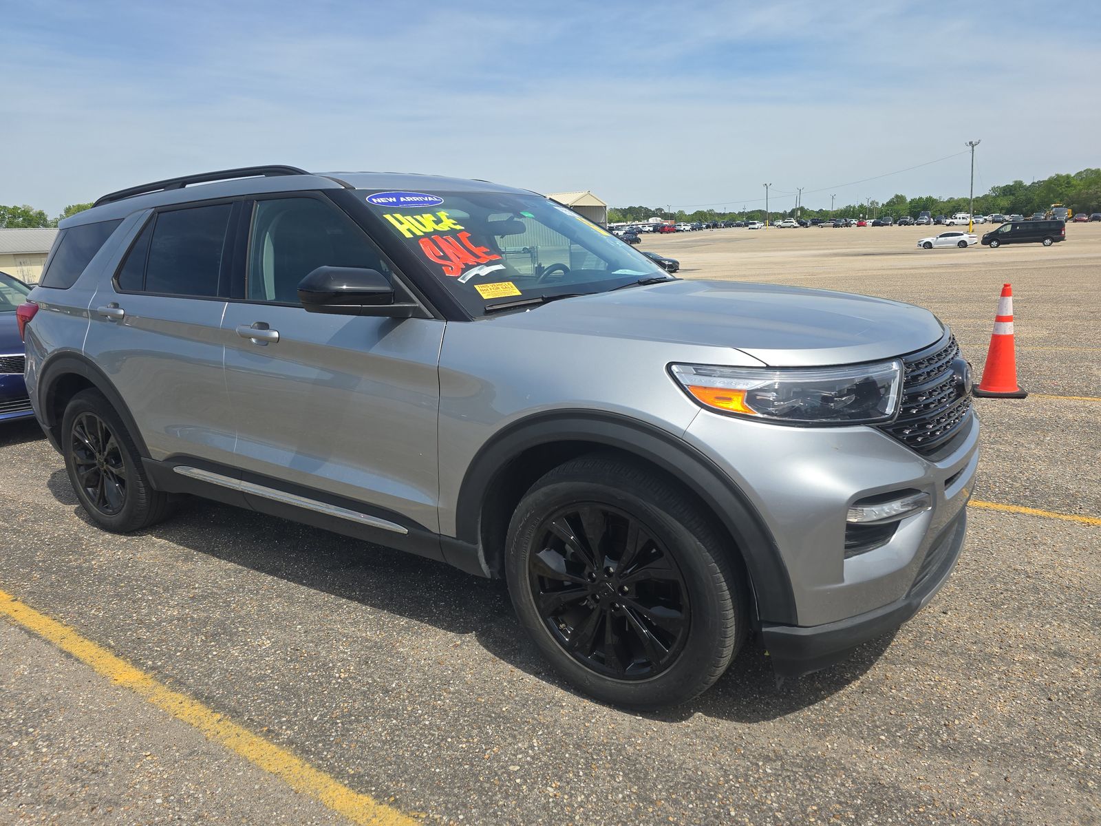 FORD EXPLORER - 4
