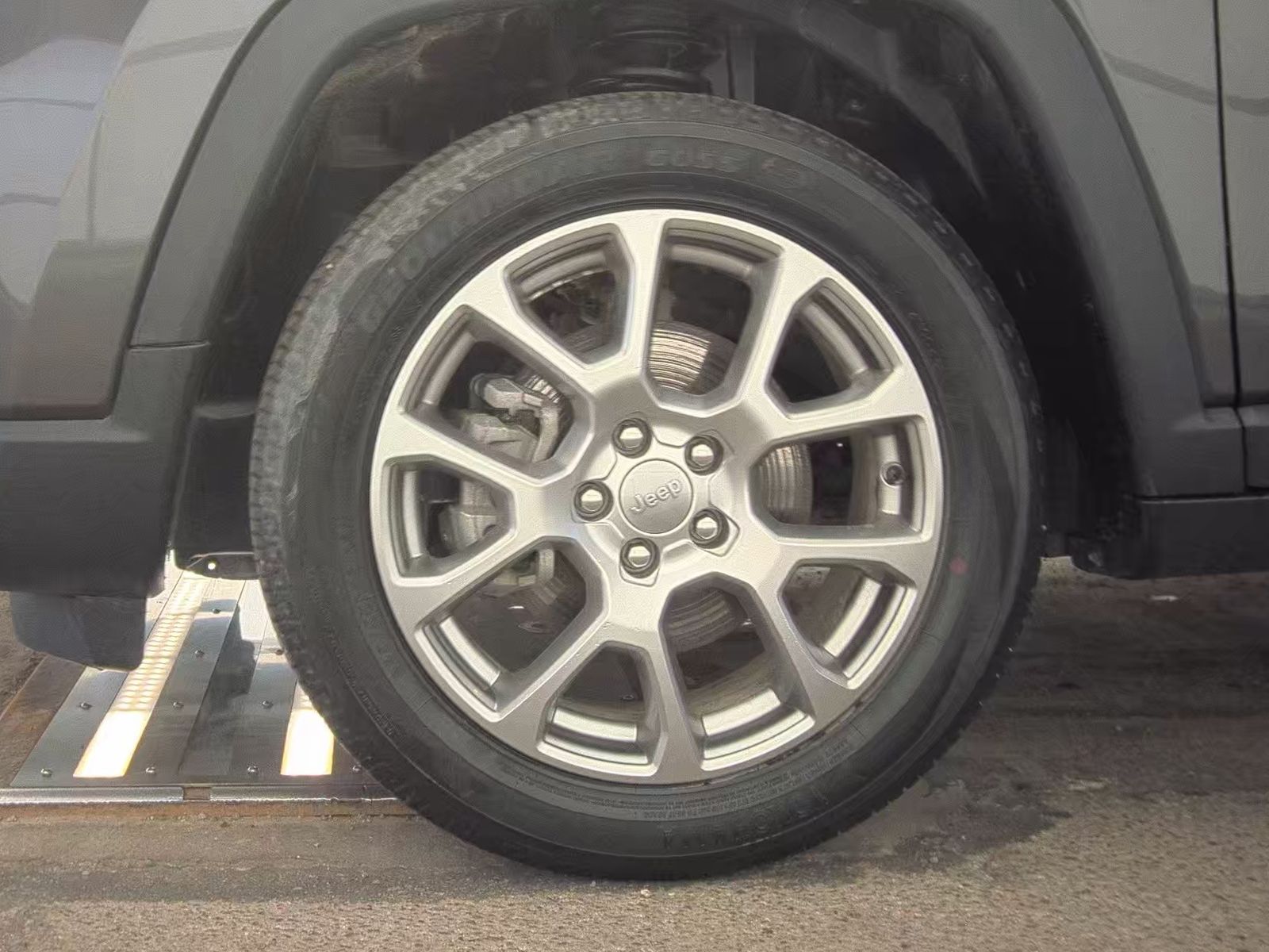 JEEP LATITU LUX - 10