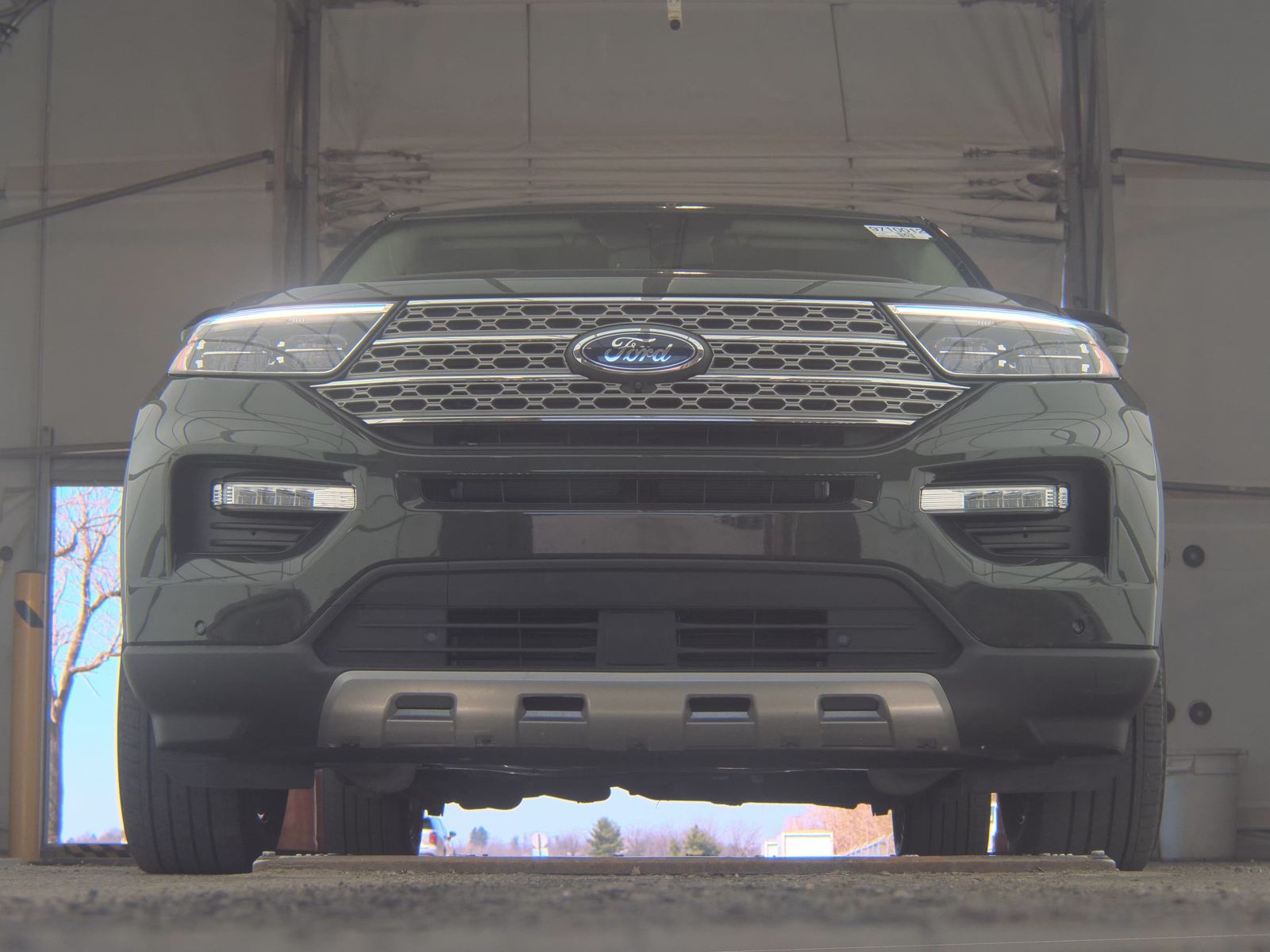 FORD EXPLORER - 4