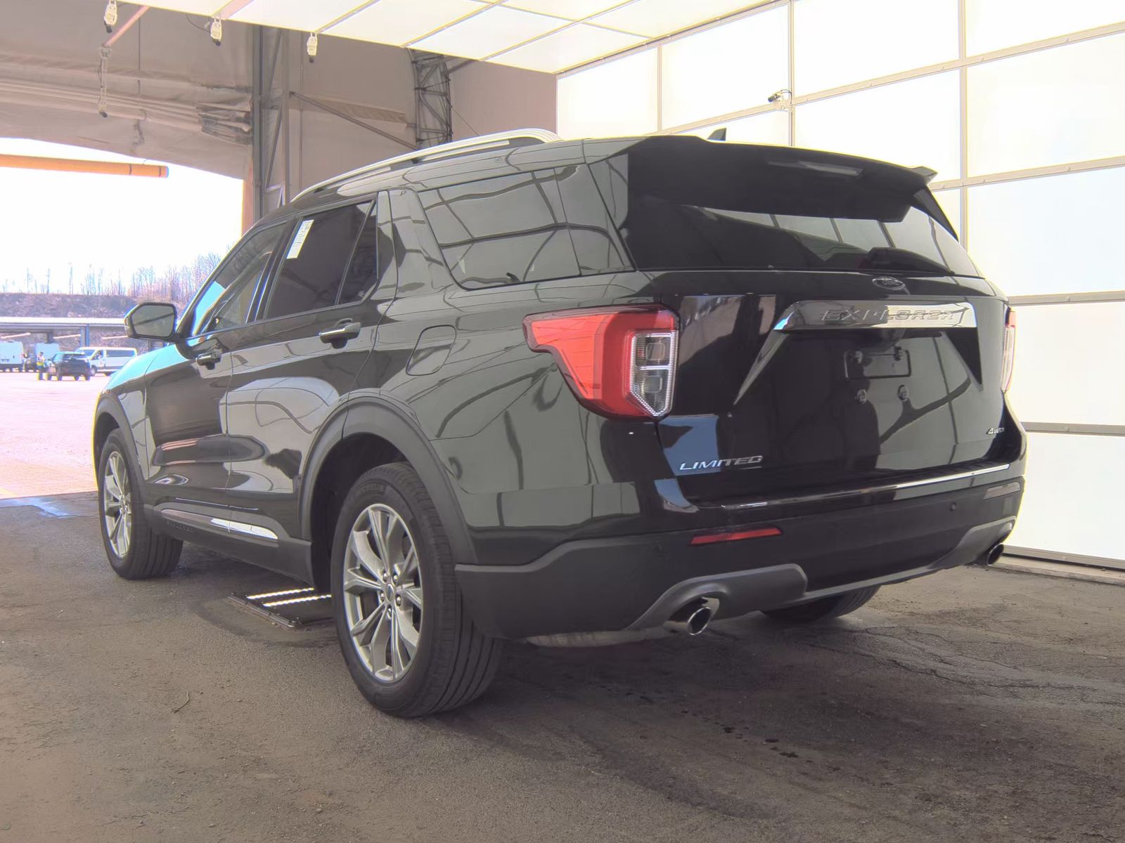 FORD EXPLORER - 9