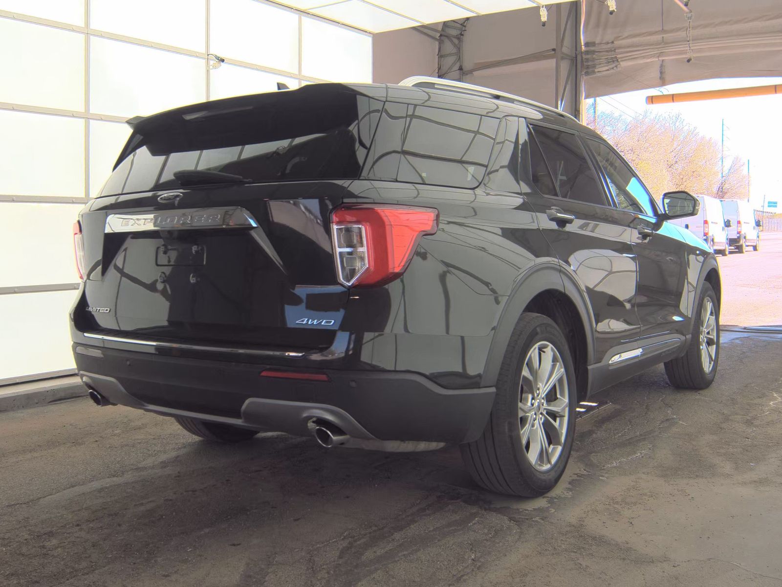 FORD EXPLORER - 6