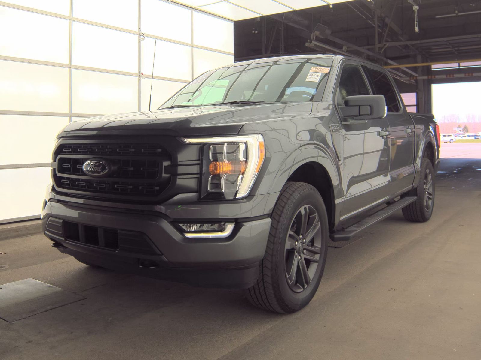 2023 Ford F-150 XLT AWD