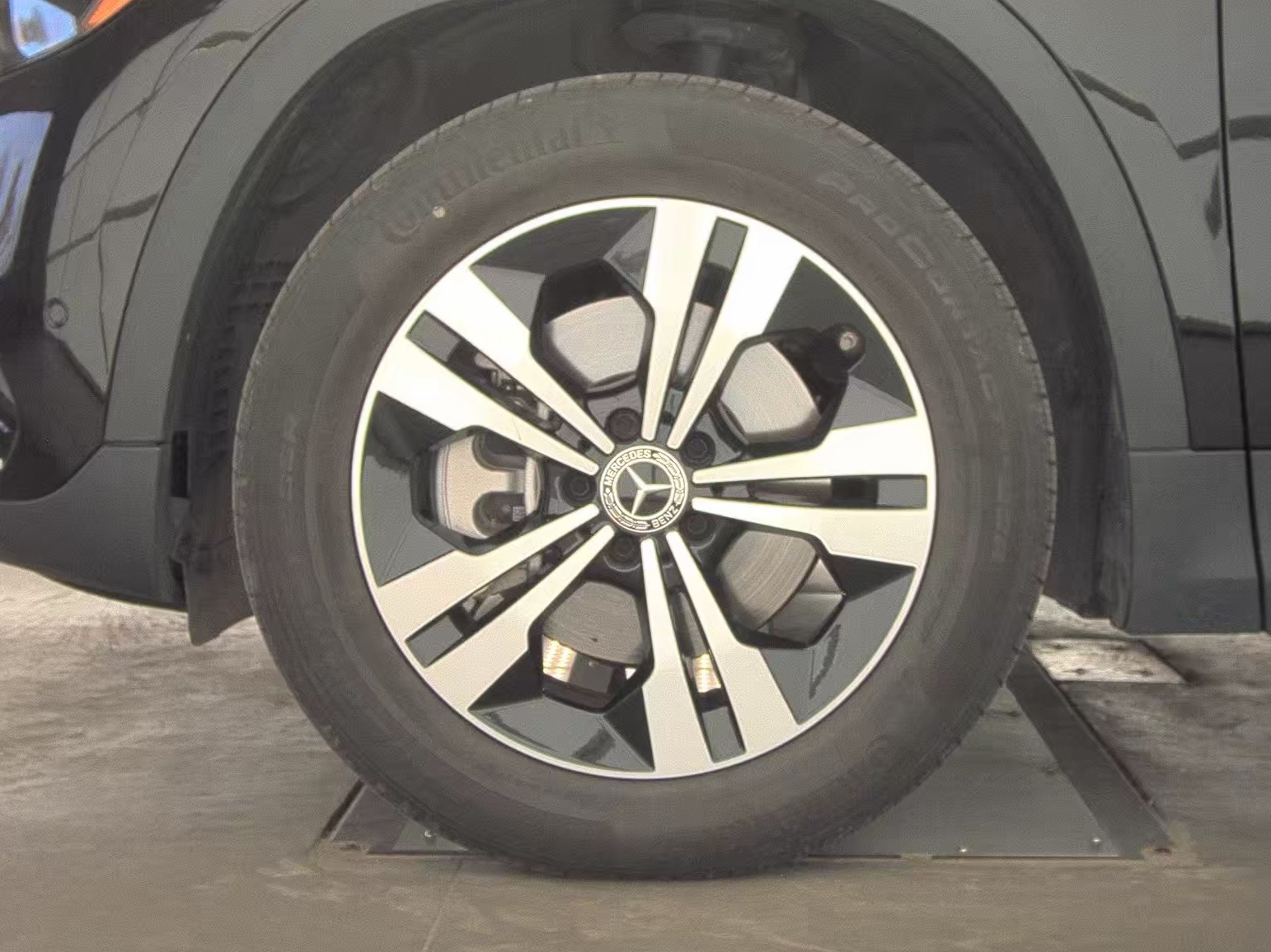 MERCEDES-BENZ GLA-CLASS - 10