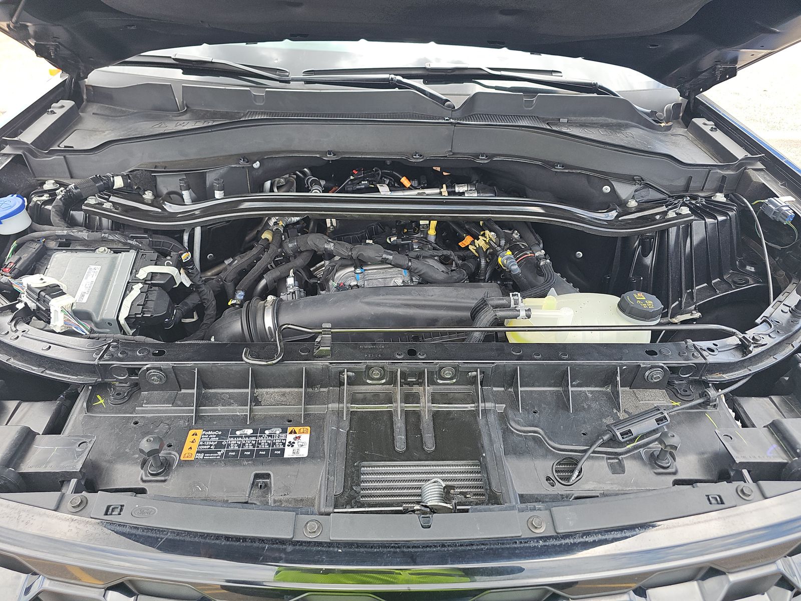 2025 Ford Explorer ST-Line AWD