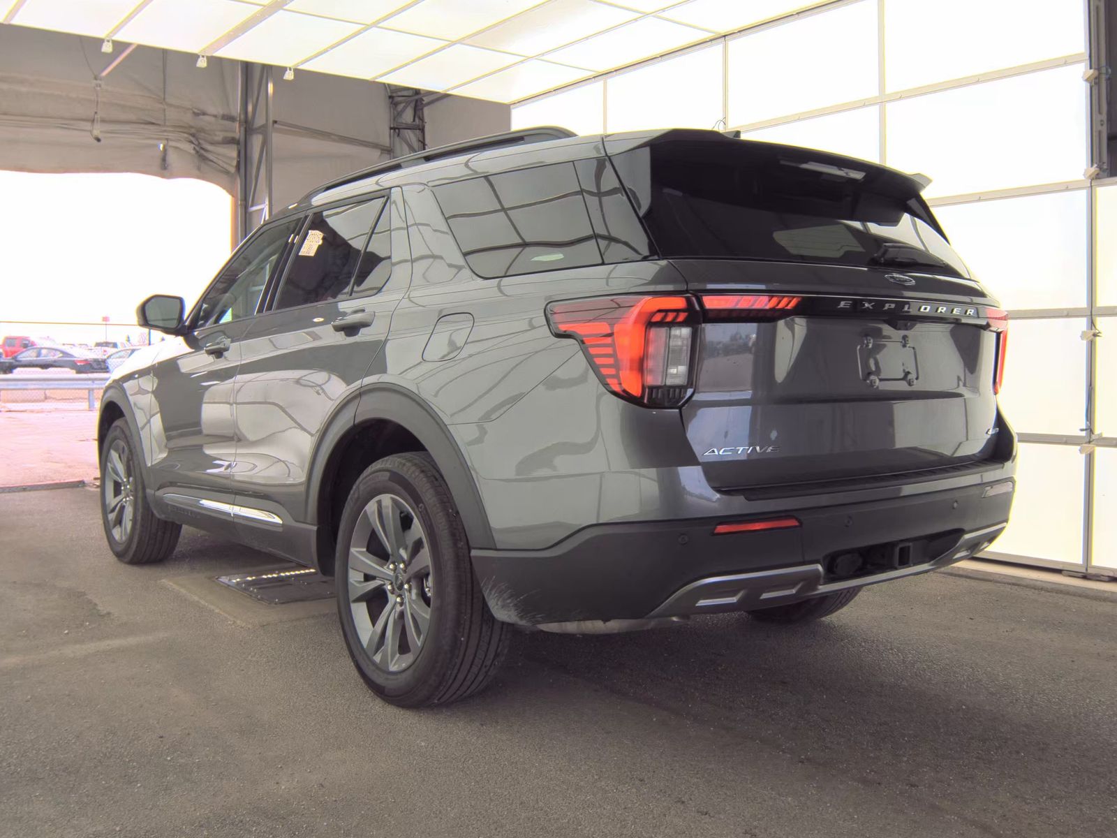 FORD EXPLORER - 9