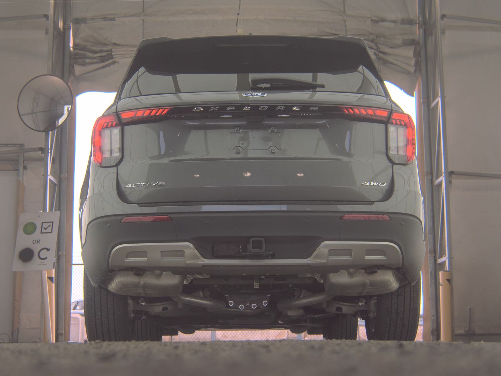 FORD EXPLORER - 8