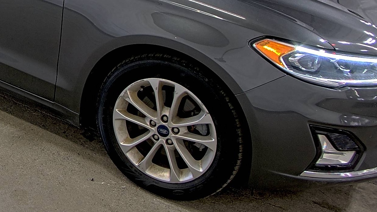 FORD FUSION - 9