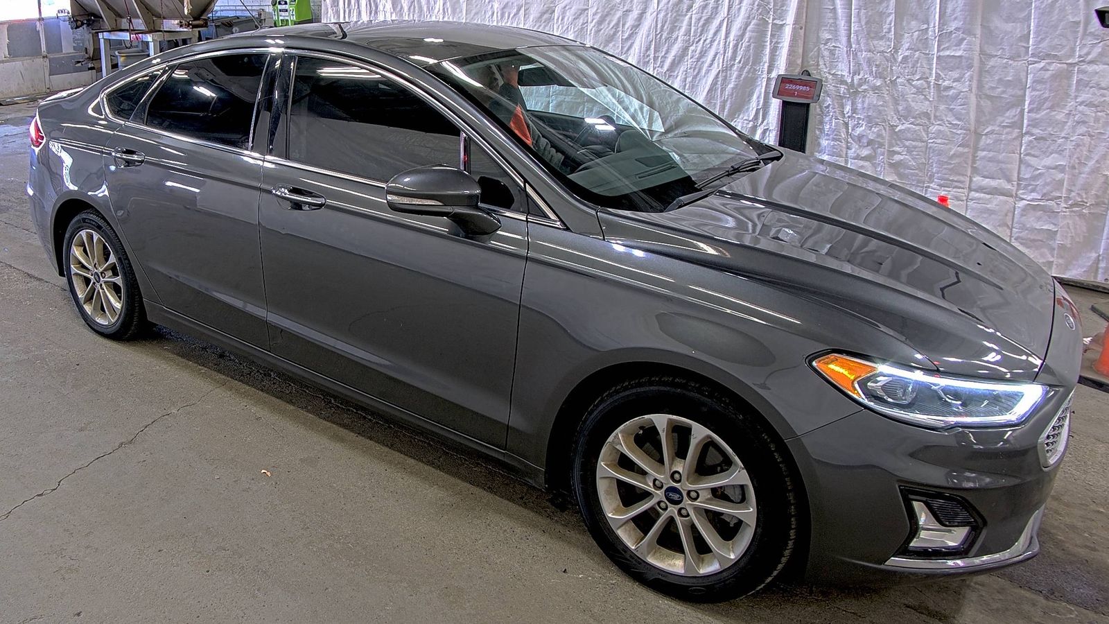 FORD FUSION - 4
