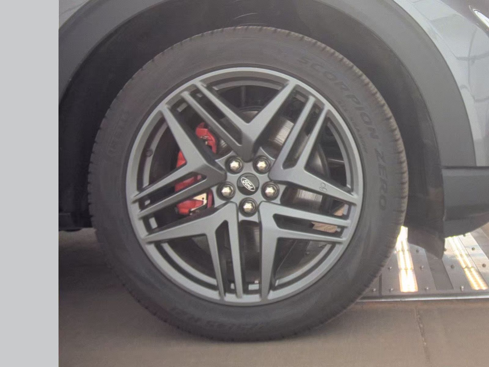 2025 Ford Explorer ST AWD