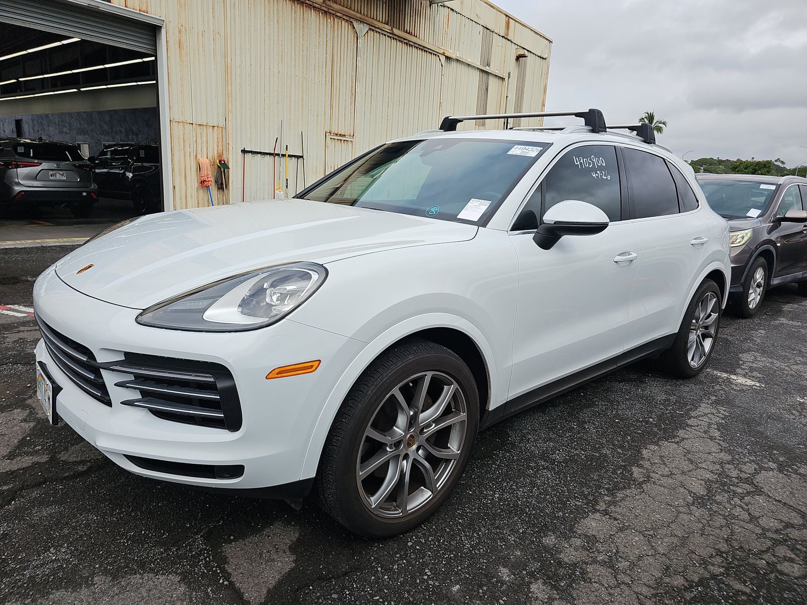 PORSCHE CAYENNE - 1