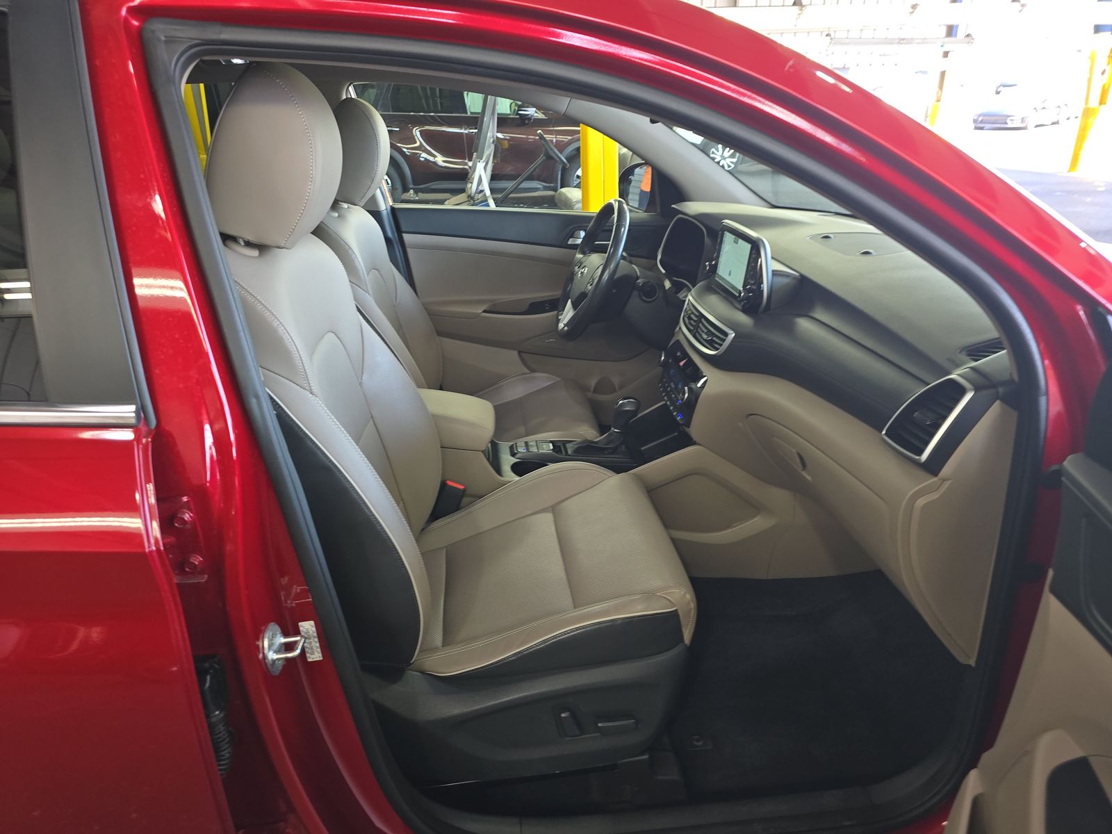 HYUNDAI ULTIMATE - 9