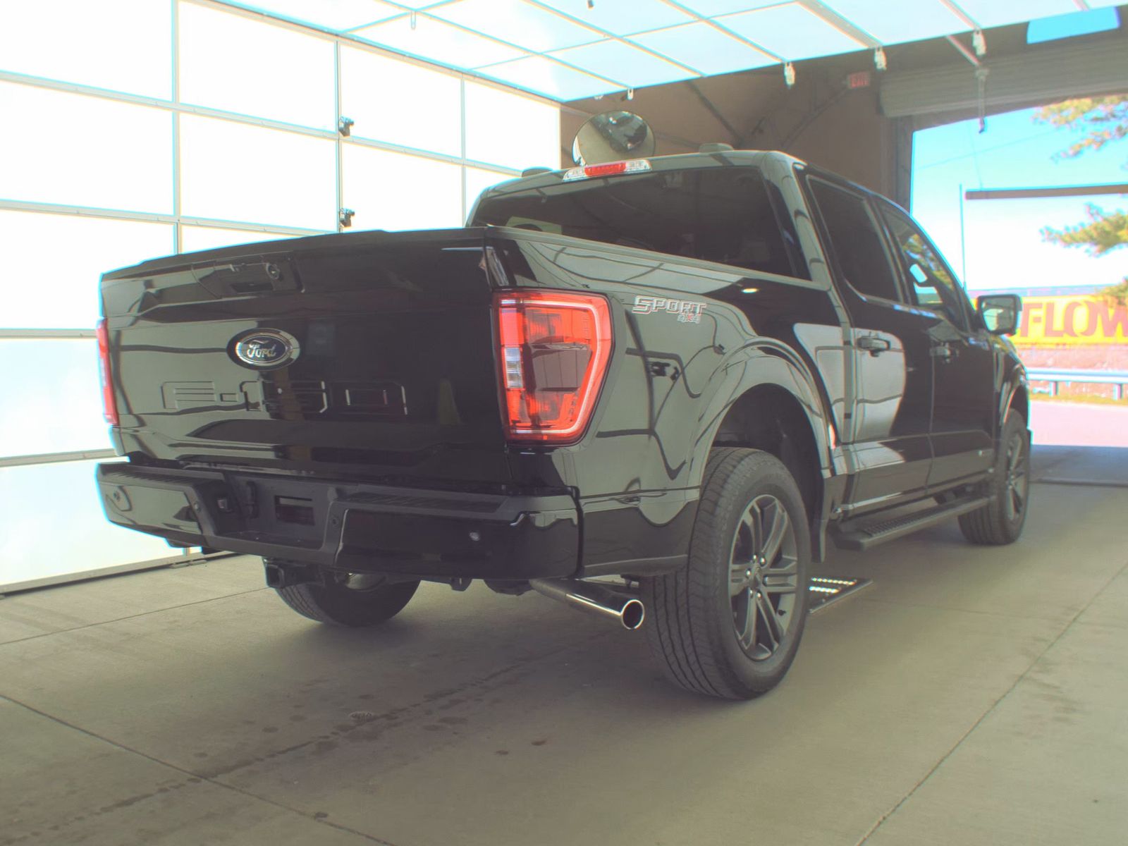 2023 Ford F-150 Hybrid XLT AWD