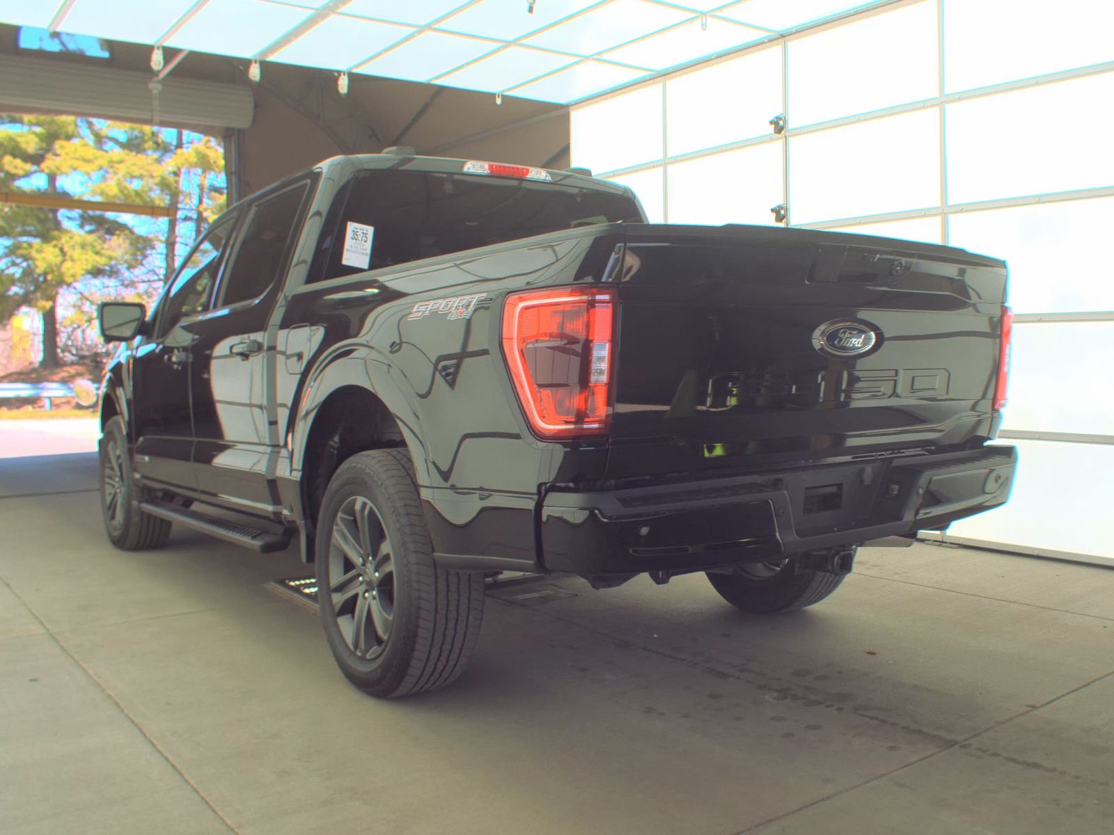 2023 Ford F-150 Hybrid XLT AWD