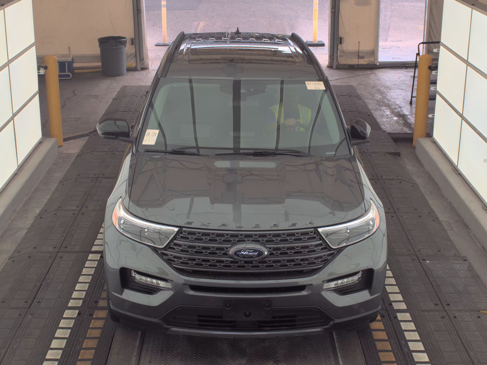 2023 Ford Explorer XLT FWD