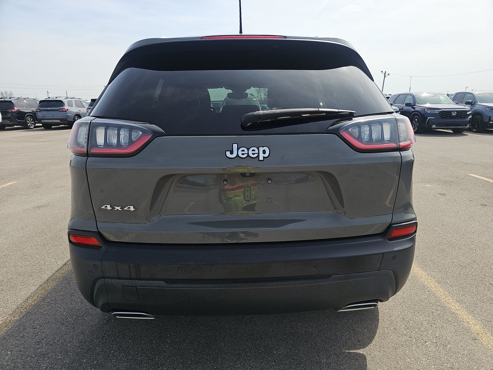 JEEP LATITUDE + - 6