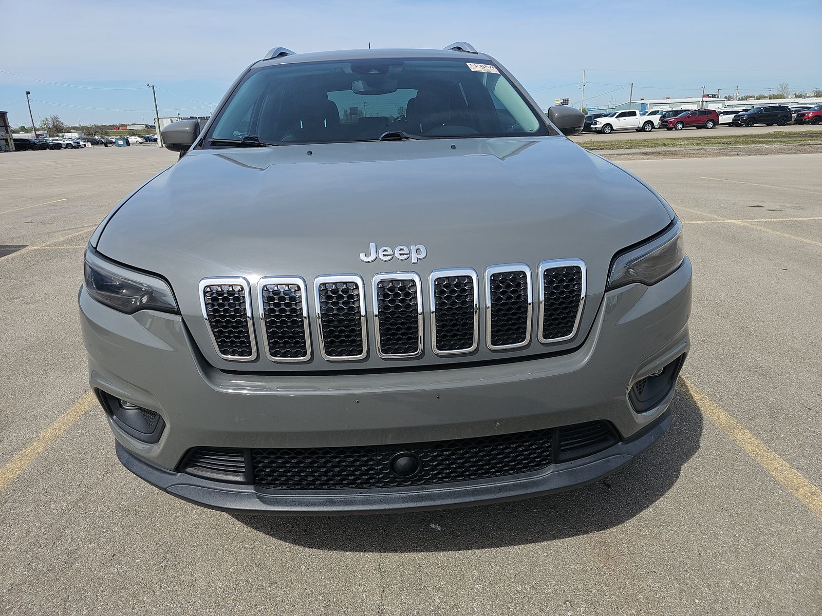 JEEP LATITUDE + - 3