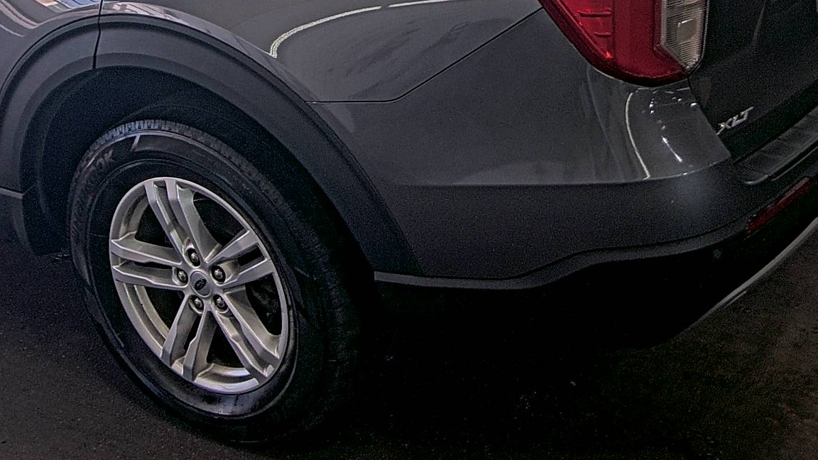 2023 Ford Explorer XLT AWD