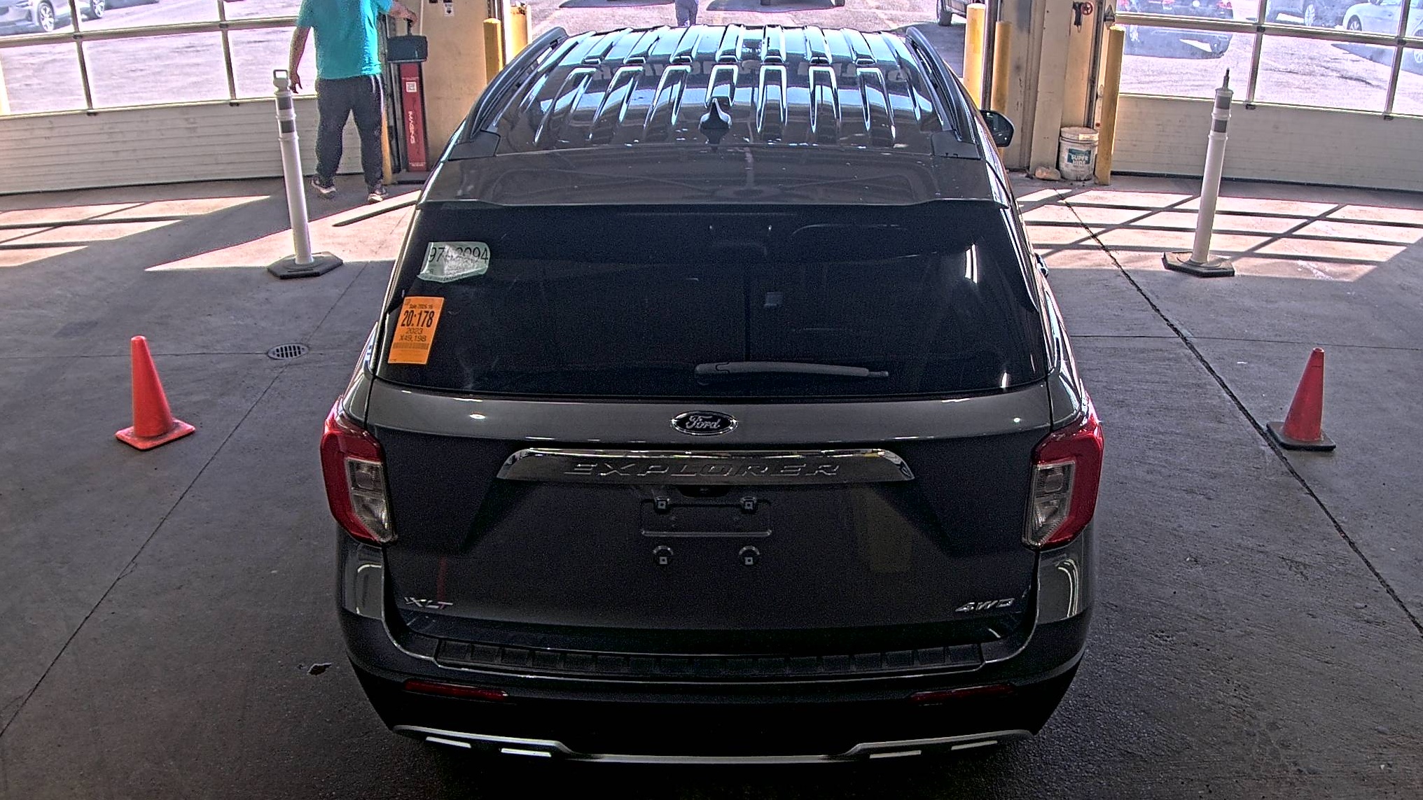 2023 Ford Explorer XLT AWD