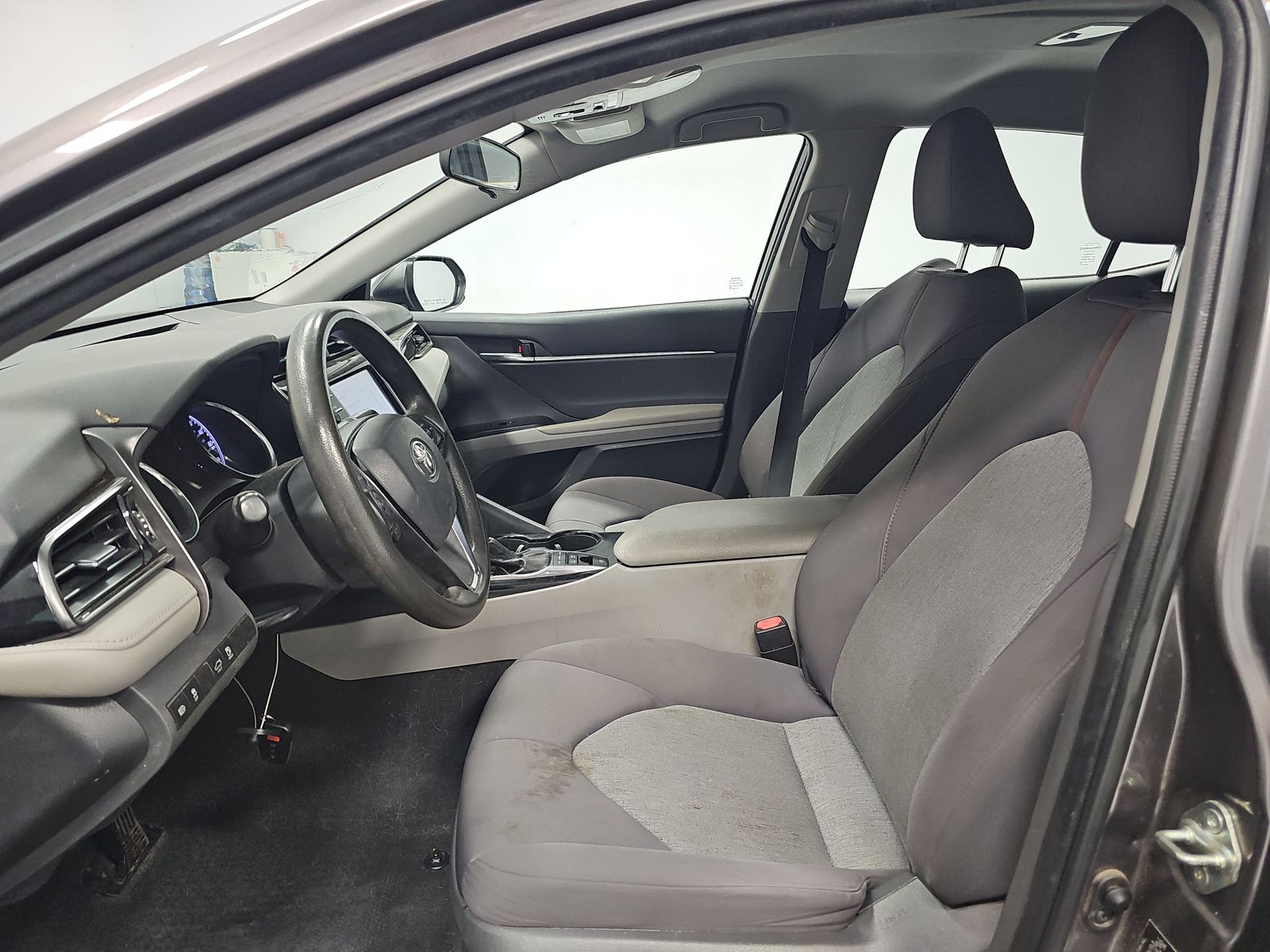 2020 Toyota Camry Hybrid LE FWD